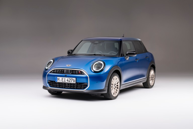 Premijera: Novi MINI Cooper 5 Door